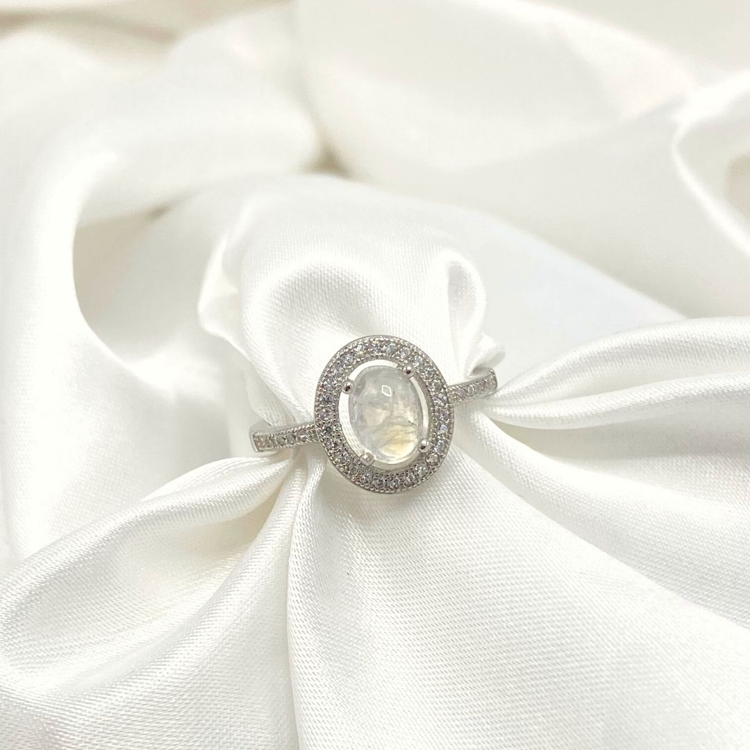 NATURAL MOONSTONE - VIVIANA