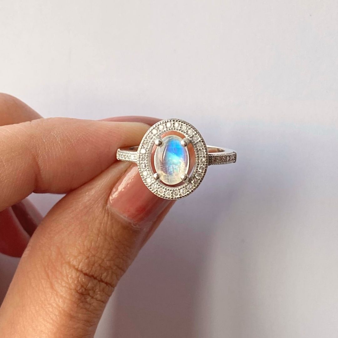 NATURAL MOONSTONE - VIVIANA