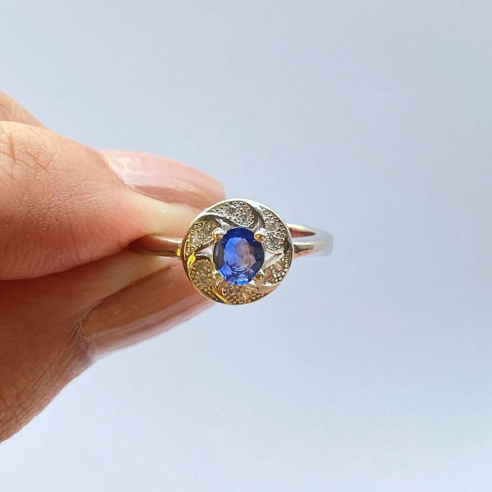 NATURAL BLUE SAPPHIRE - BLUE MOON - SENSATION Pakistan