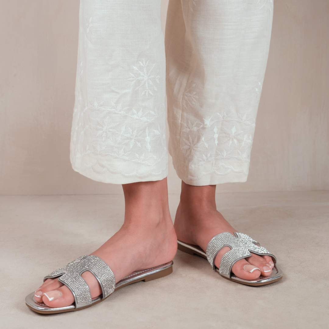 Victoria Slides