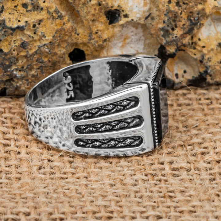Grand Vizier's Black Aqeeq Ring