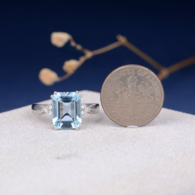 MEGHAN MARKLE AQUAMARINE RING - 925 SILVER