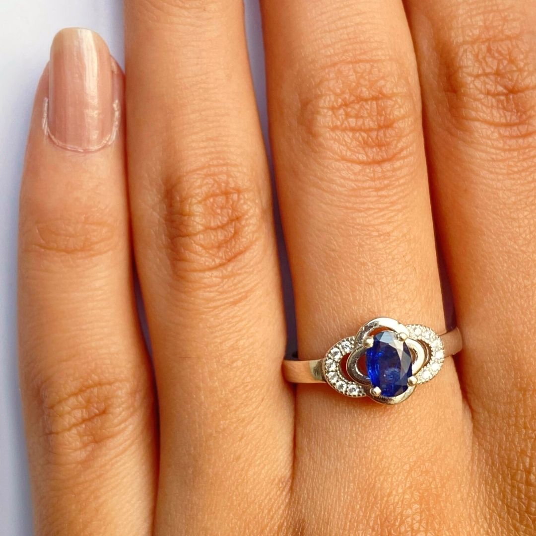 NATURAL BLUE SAPPHIRE - CALLA - SENSATION Pakistan