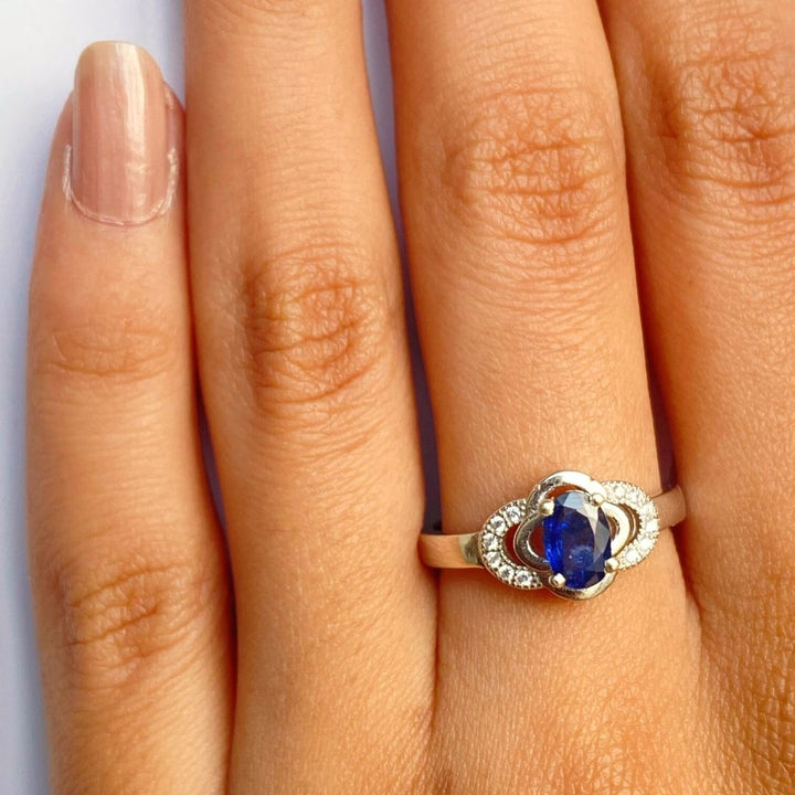 NATURAL BLUE SAPPHIRE - CALLA - SENSATION Pakistan