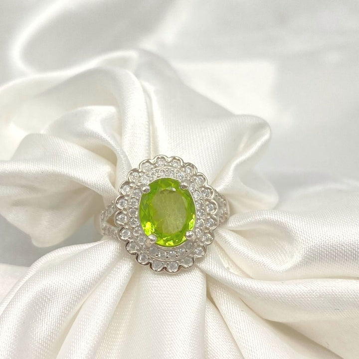 NATURAL PERIDOT - DEMI - SENSATION Pakistan